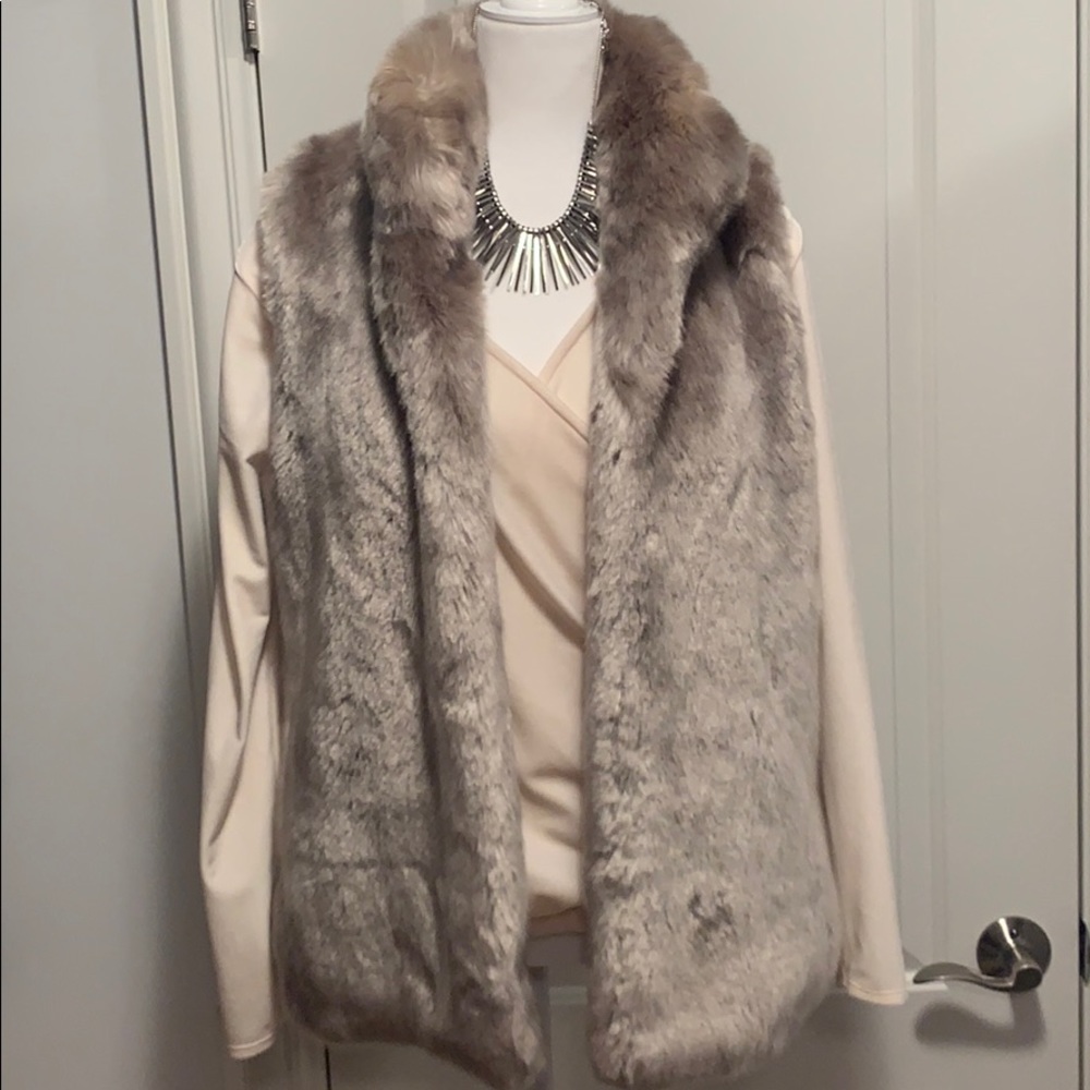 Calvin Klein Faux Fur vest size Medium